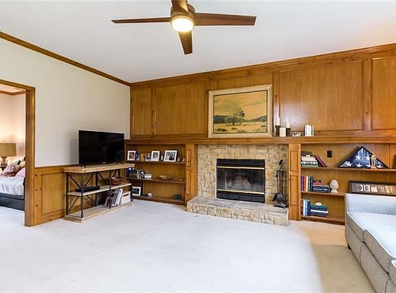 3rd image of 6063 W 157th Pl