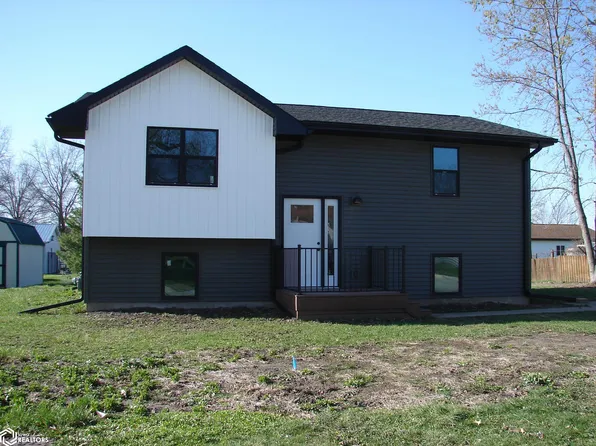 910 W Hill Ave, Mount Pleasant, IA 52641