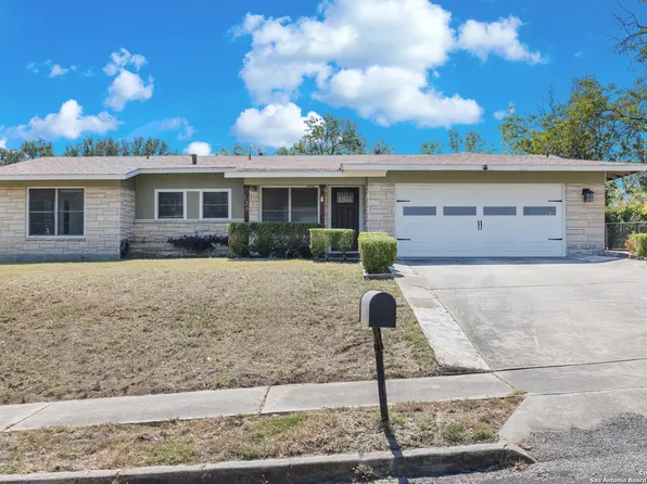 134 Longridge Dr, San Antonio, TX 78228