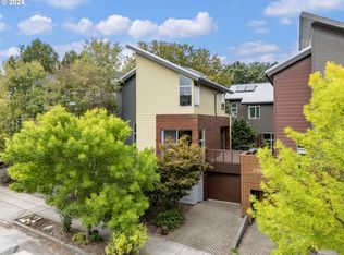 1667 SE Lambert St, Portland, OR 97202