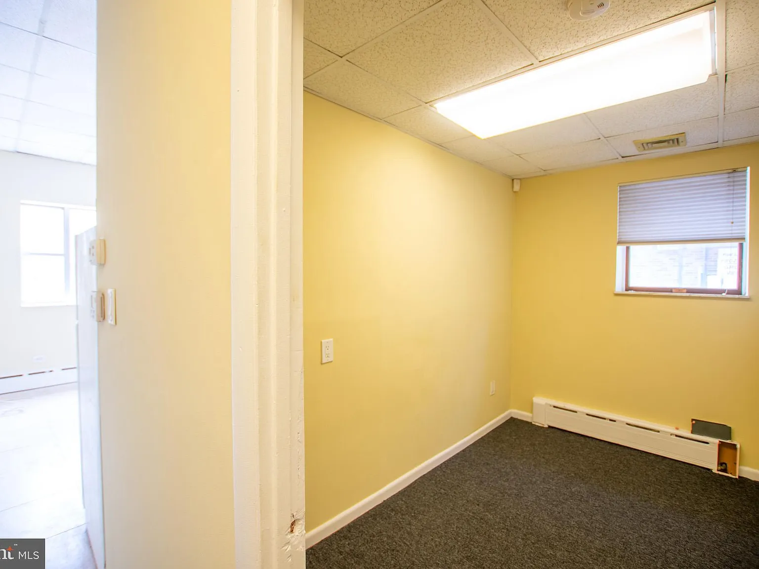 3 bed, 2.5 bath, 1600 sqft, $1,550 — Photo 4