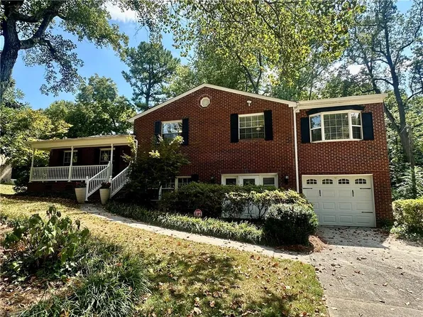 2832 Kensington Rd, Winston Salem, NC 27106