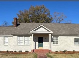 301 E Claiborne Ave, Greenwood, MS 38930