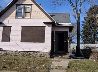 132 Weaver St, Rochester, NY 14621