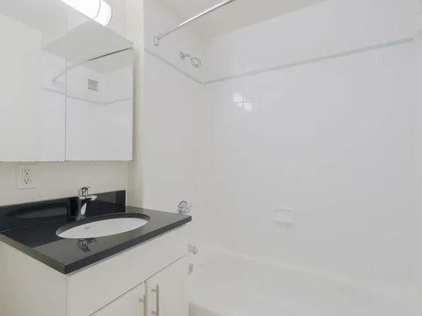 77 Park Avenue image 19 of 55