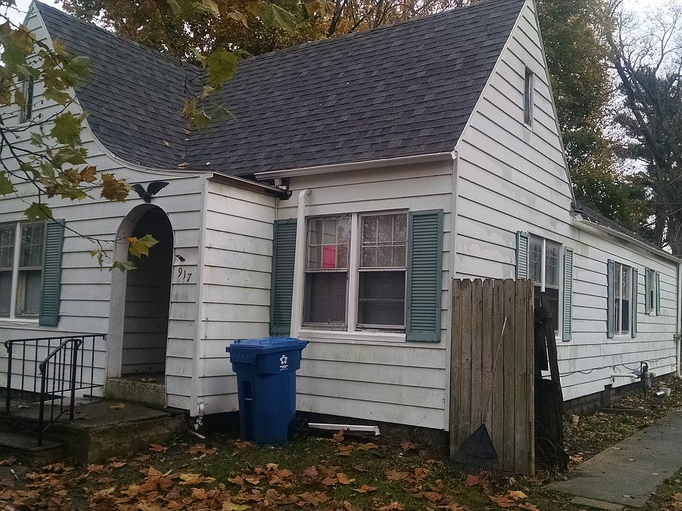 1st image of 917 Spear St