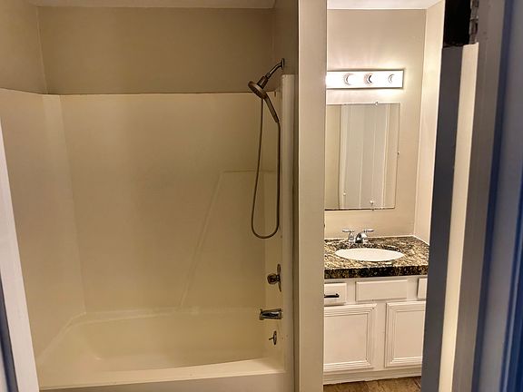 5th image of 1212 Accord Dr #1210