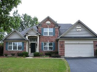 1455 Sutton Cir, Wauconda, IL 60084