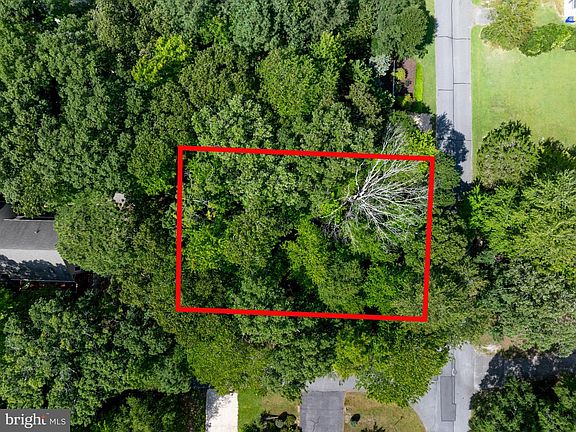 2nd image of LOT 2 E Riga Dr