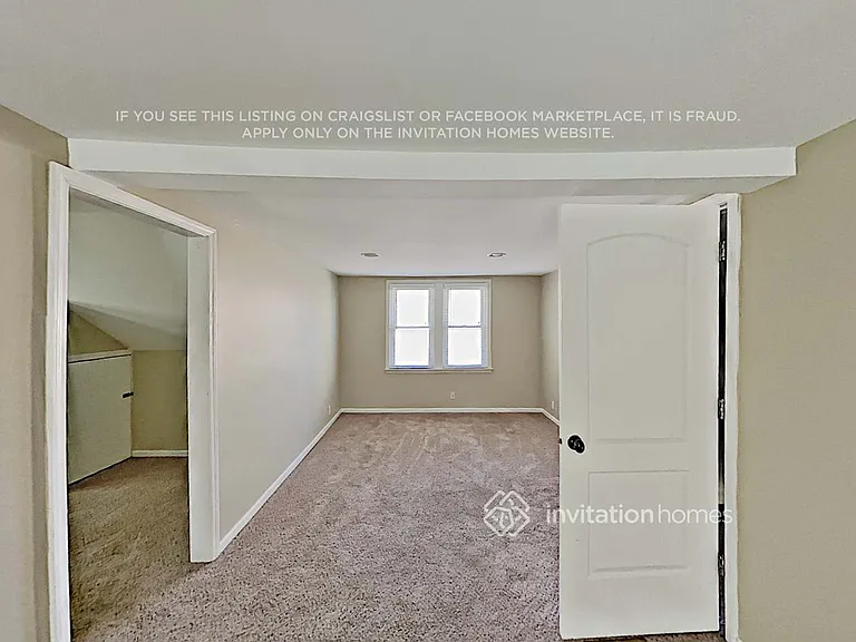 2137 N 75th Ct — Photo 17