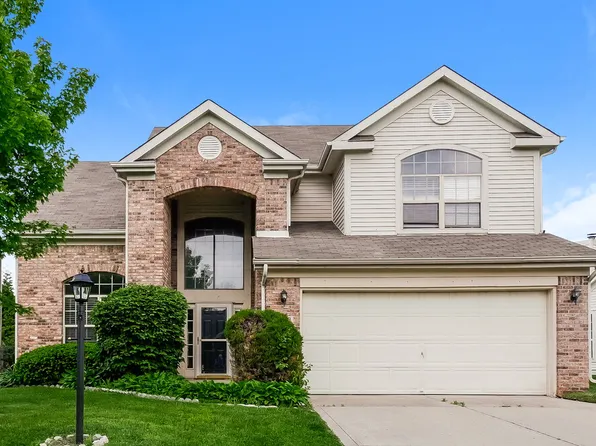 10299 Lakeland Dr, Fishers, IN 46037