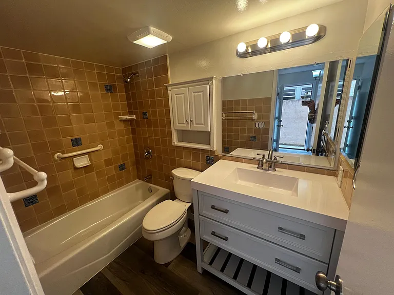 Full bathroom