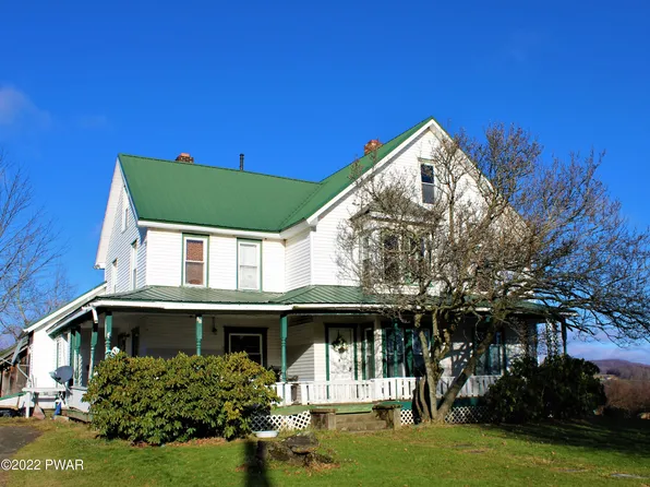 269 S Preston Rd, Pleasant Mount, PA 18453