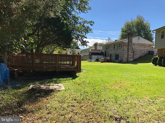 5th image of 7502 Locris Dr