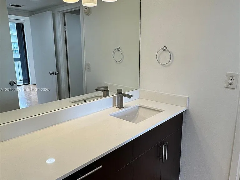 2333 Brickell Ave #1610 — Photo 11