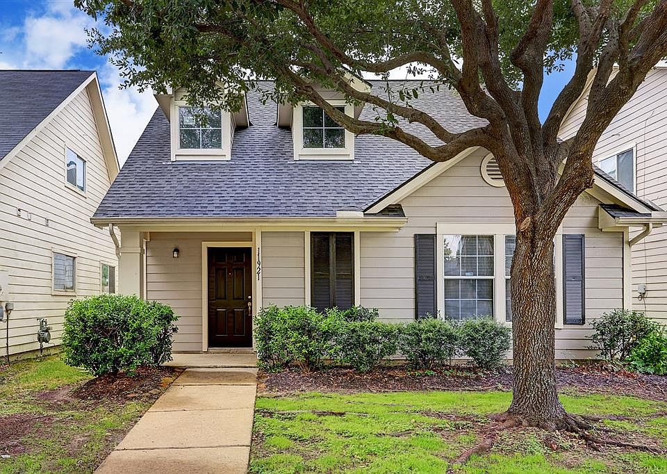 1st image of 11921 Sanspereil Dr