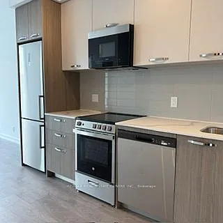 75 James St S #1607 — Photo 5