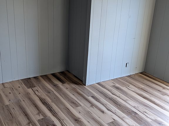 2nd image of 13495 SE Bunn Ln