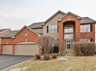1655 Stanwich Rd, Vernon Hills, IL 60061