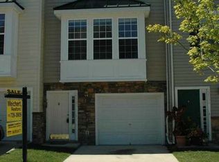 22954 Fontwell Sq, Sterling, VA 20166