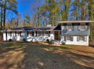 4304 Maple Dr, Acworth, GA 30101