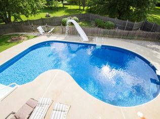 10423 Hickory Tree Rd, Fort Wayne, IN 46845