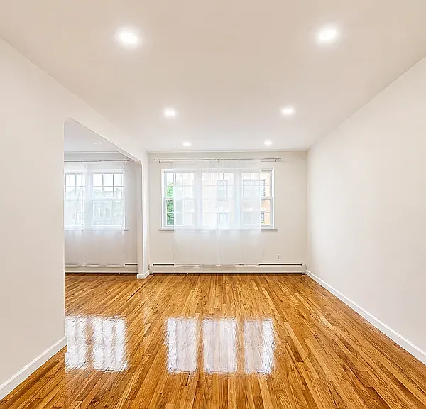 24-43 41st St #3 — Photo 6