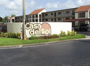 3055 Casa Del Sol Cir APT 208, Clearwater, FL 33761