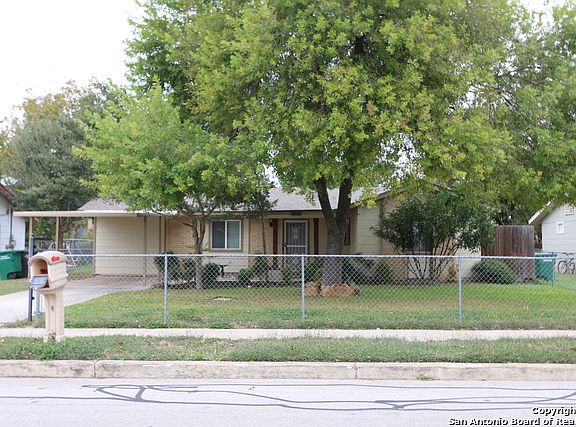 3rd image of 407 Yukon Blvd