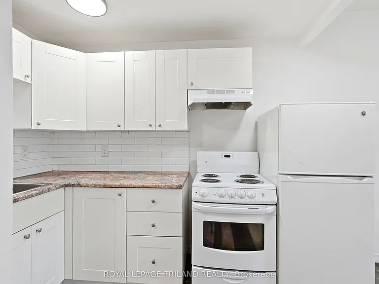 423 Richmond St #302 — Photo 3
