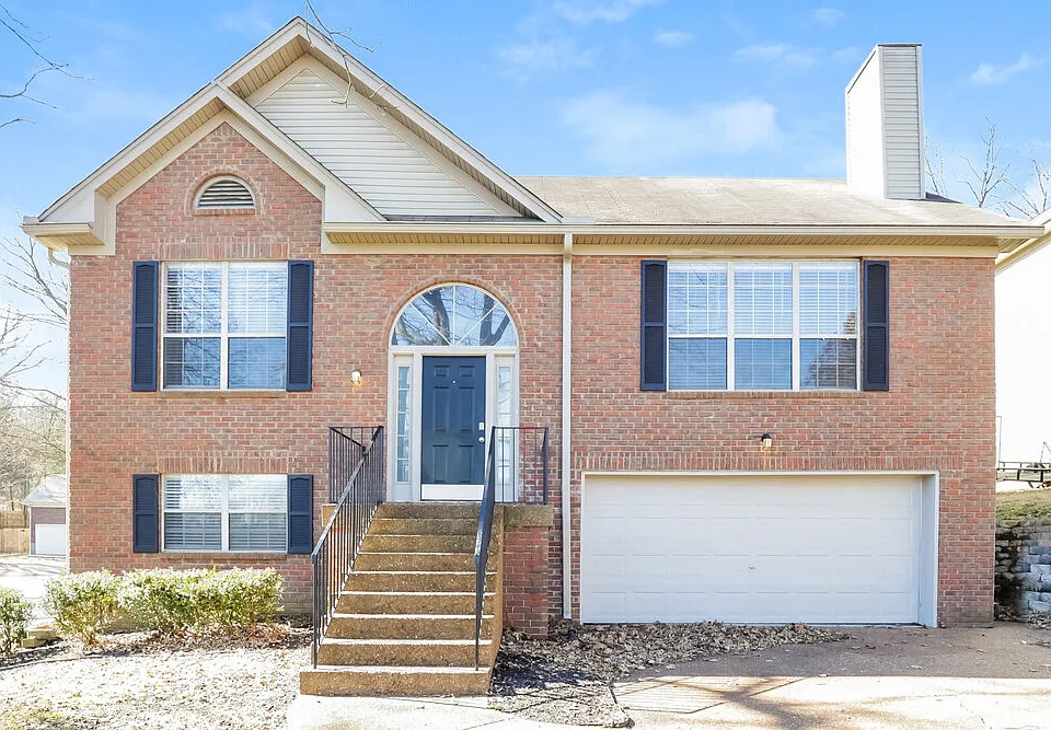 401 Newberry Ct