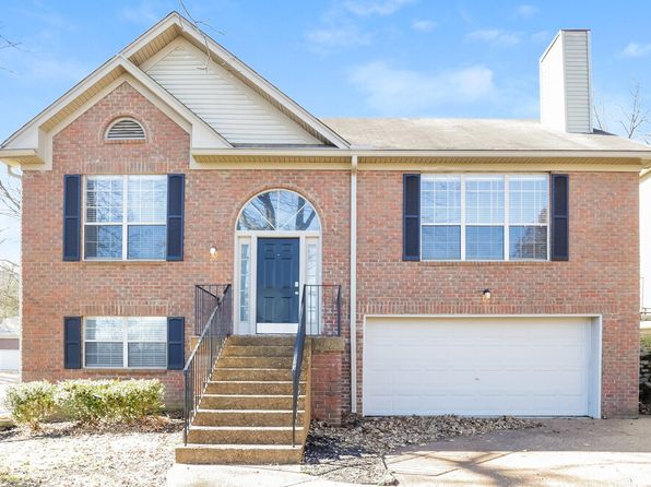 401 Newberry Ct