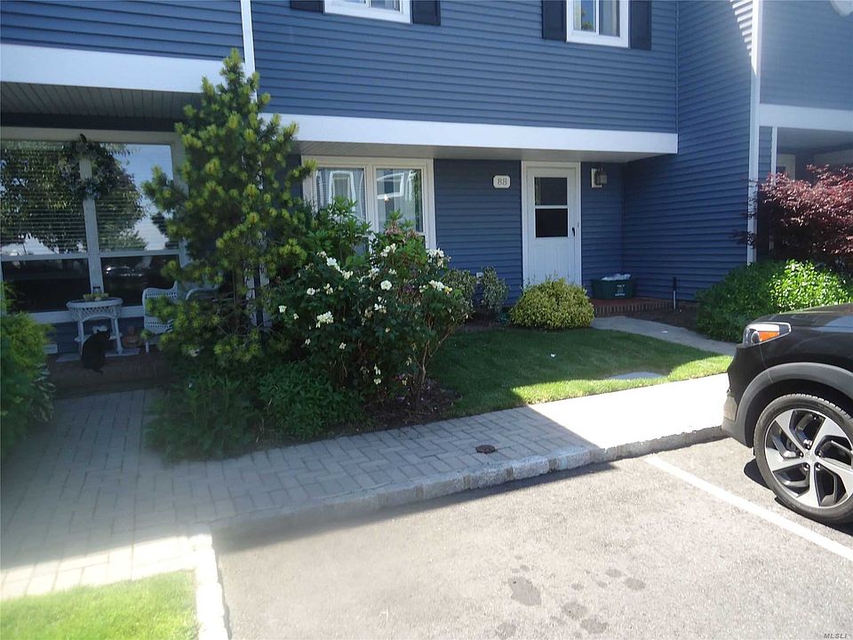 1st image of 100 Baker Ct Unit 88