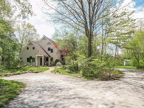 2nd image of 4307 Walden Dr