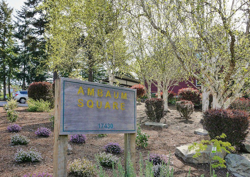 1st image of 17430 Ambaum Blvd S APT 4