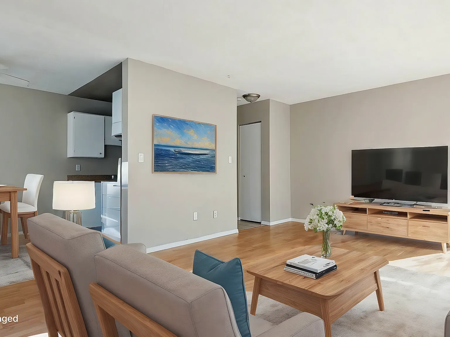 Pacific Park Apartments — Photo 4