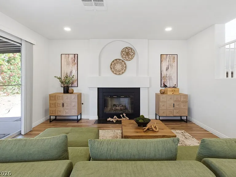 1034 Skysail Dr — Photo 16