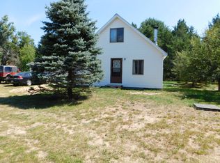 208 Memory Ln, Roscommon, MI 48653