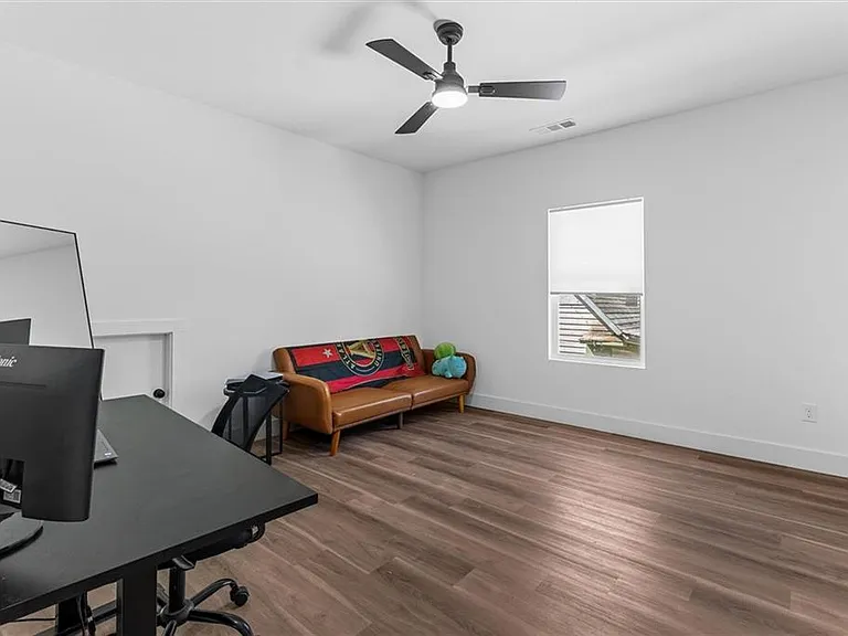 598 Formwalt St SW #A — Photo 30