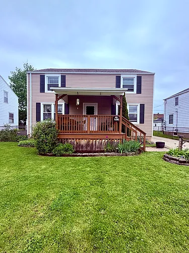 345 Shepard Ave #RIGHT Photo 1