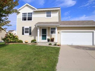 895 SE Harper Dr, Waukee, IA 50263