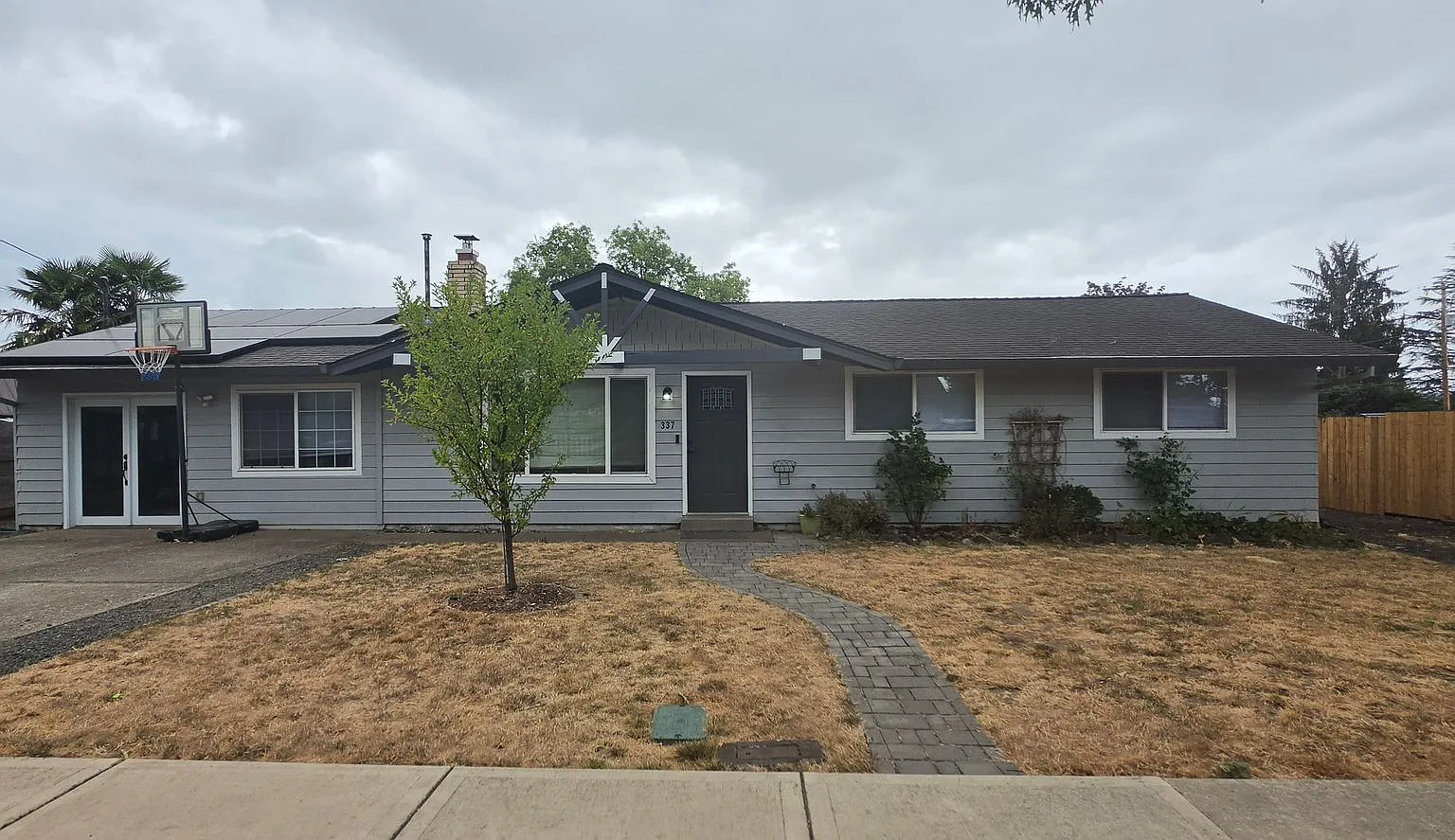 337 E. Polk Street, Carlton — Photo 1