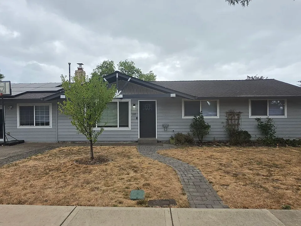 337 E Polk St