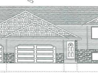 1071 Tamarck Pl, New Richmond, WI 54017