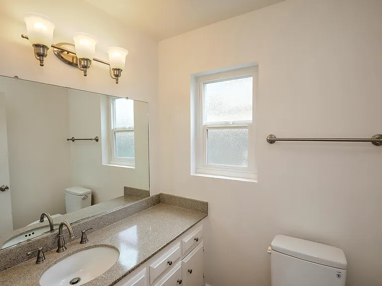 7392 Elmhurst Pl — Photo 18
