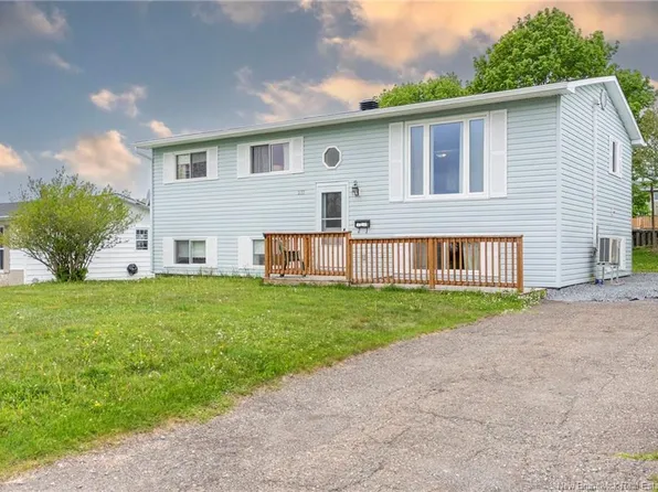 237 Ocean Dr, Saint John, NB E2P 1C7