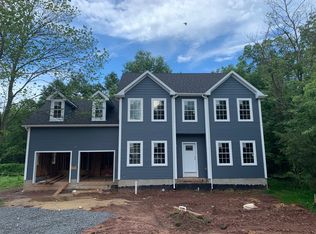 301 Cedar Ave, Somerset, NJ
