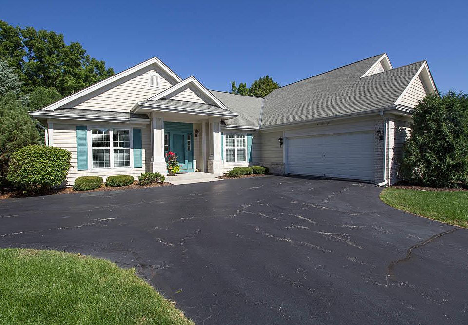 1st image of W233N3077 Oakmont Ct W