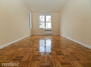 2722 30th Ave, Astoria, NY 11102