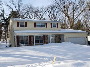 6109 Davenport Dr, Madison, WI 53711